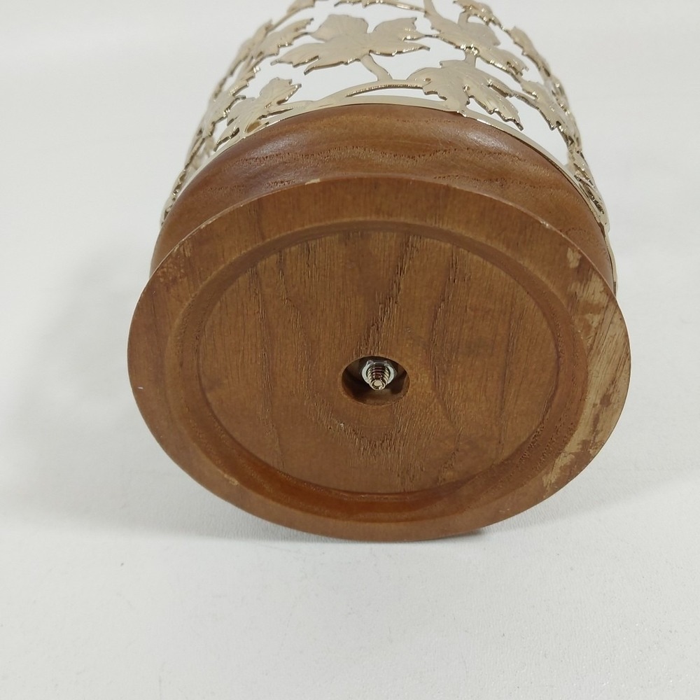 BATH & BODY‎ WORKS Gold Maple Leaves 3-Wick Candle Holder Wooden Base - Picture 4 of 5
